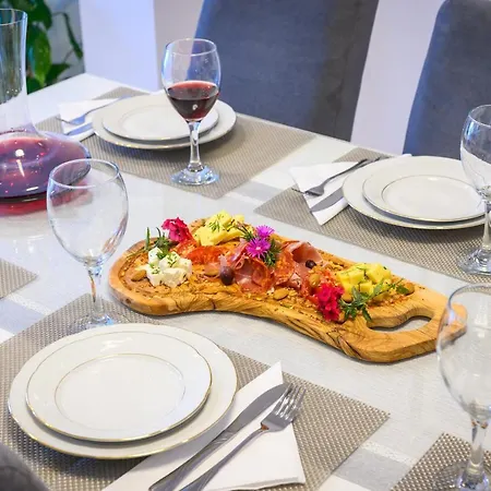 Sea Bass Neretva 아파트 *